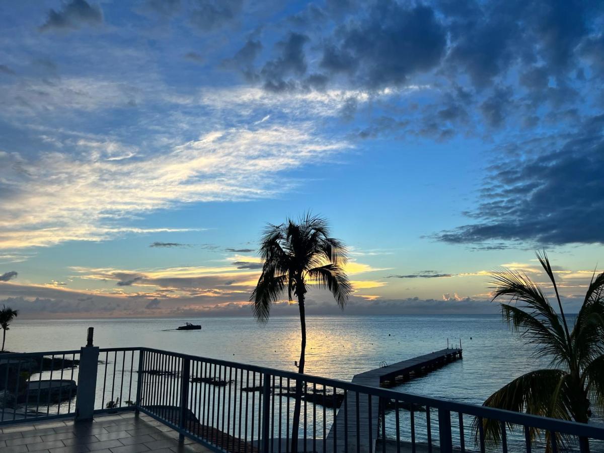 The Queen Of Cozumel Beach House -Luxury Beachfront Villa- Million Dollars View Buitenkant foto