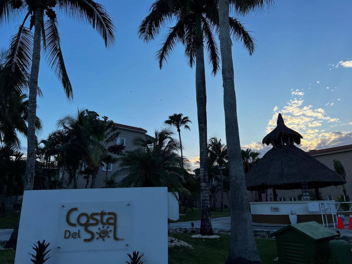 The Queen Of Cozumel Beach House -Luxury Beachfront Villa- Million Dollars View Buitenkant foto