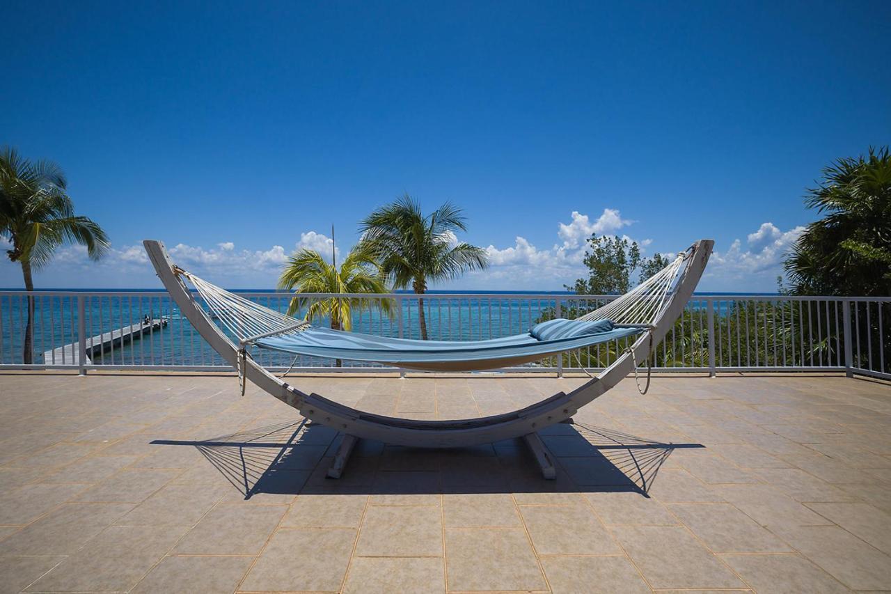 The Queen Of Cozumel Beach House -Luxury Beachfront Villa- Million Dollars View Buitenkant foto